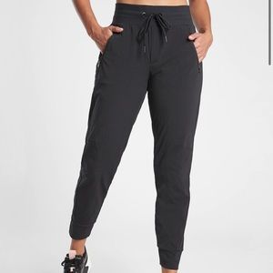 Athleta Trekkie North Jogger
